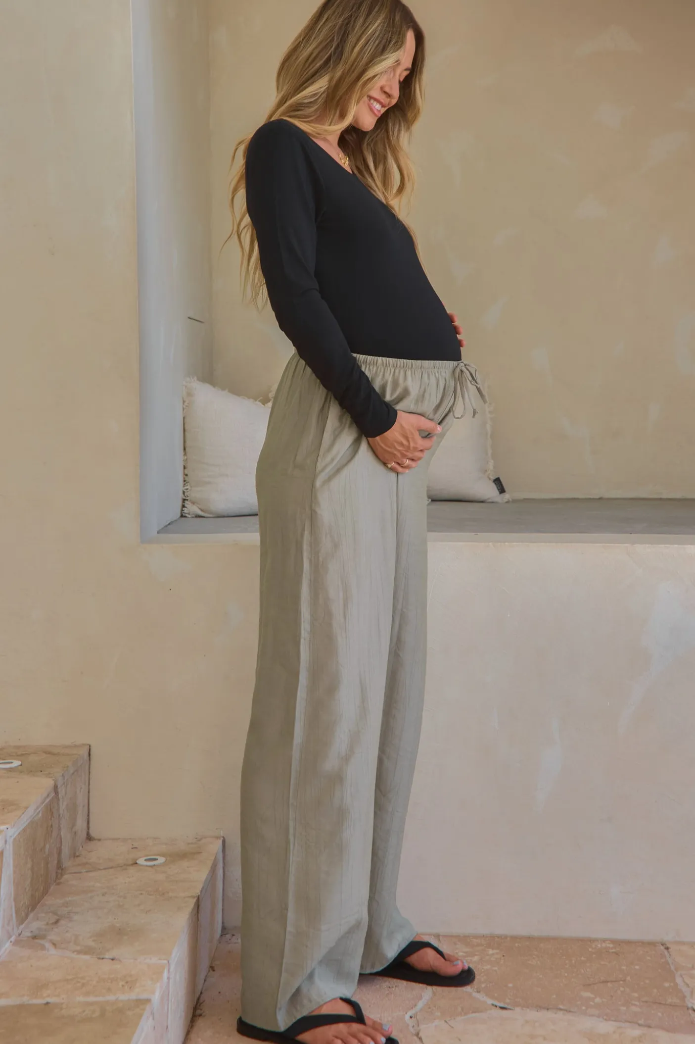 Ease Away Crinkle Pant - Soft Khaki