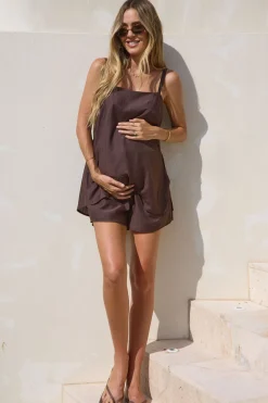 Ease Away Crinkle Short - Chocolate