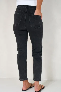 On The Move Mum Jean - Washed Black