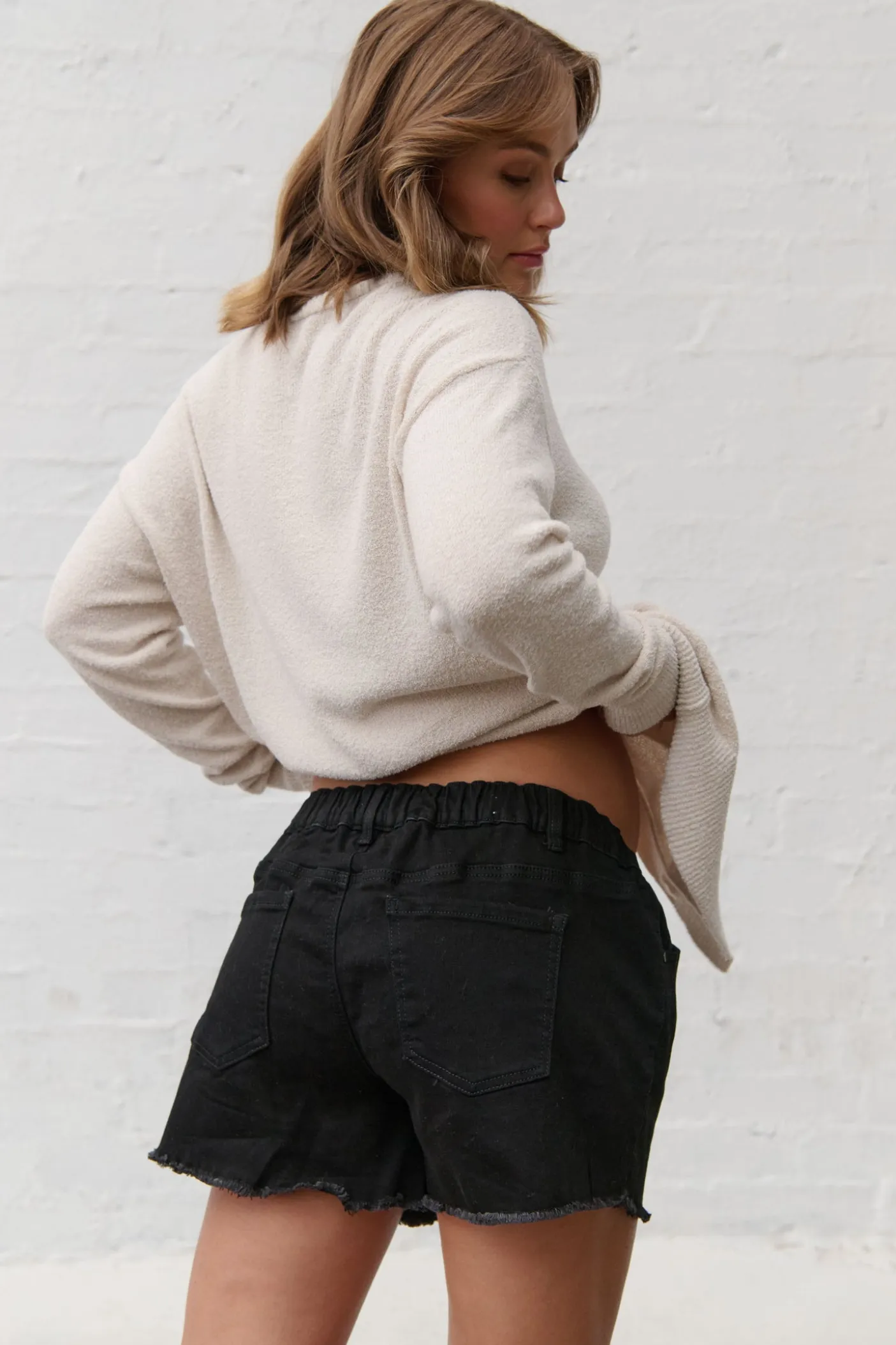 Sunday Stroll Denim Short - Washed Black