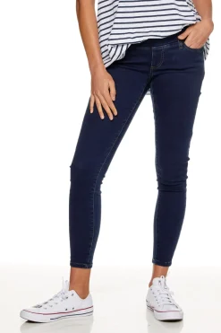 Take A Walk Underbump Skinny Jean*